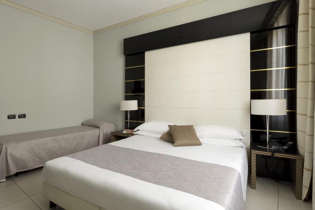 Hotel image 12